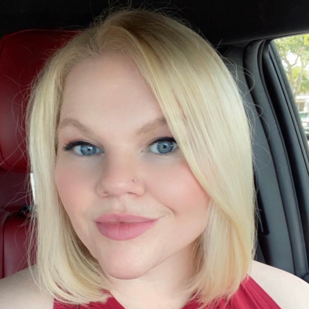Meet your Posher, Cari